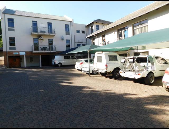 125M² OFFICE TO LET IN BORDEAUX